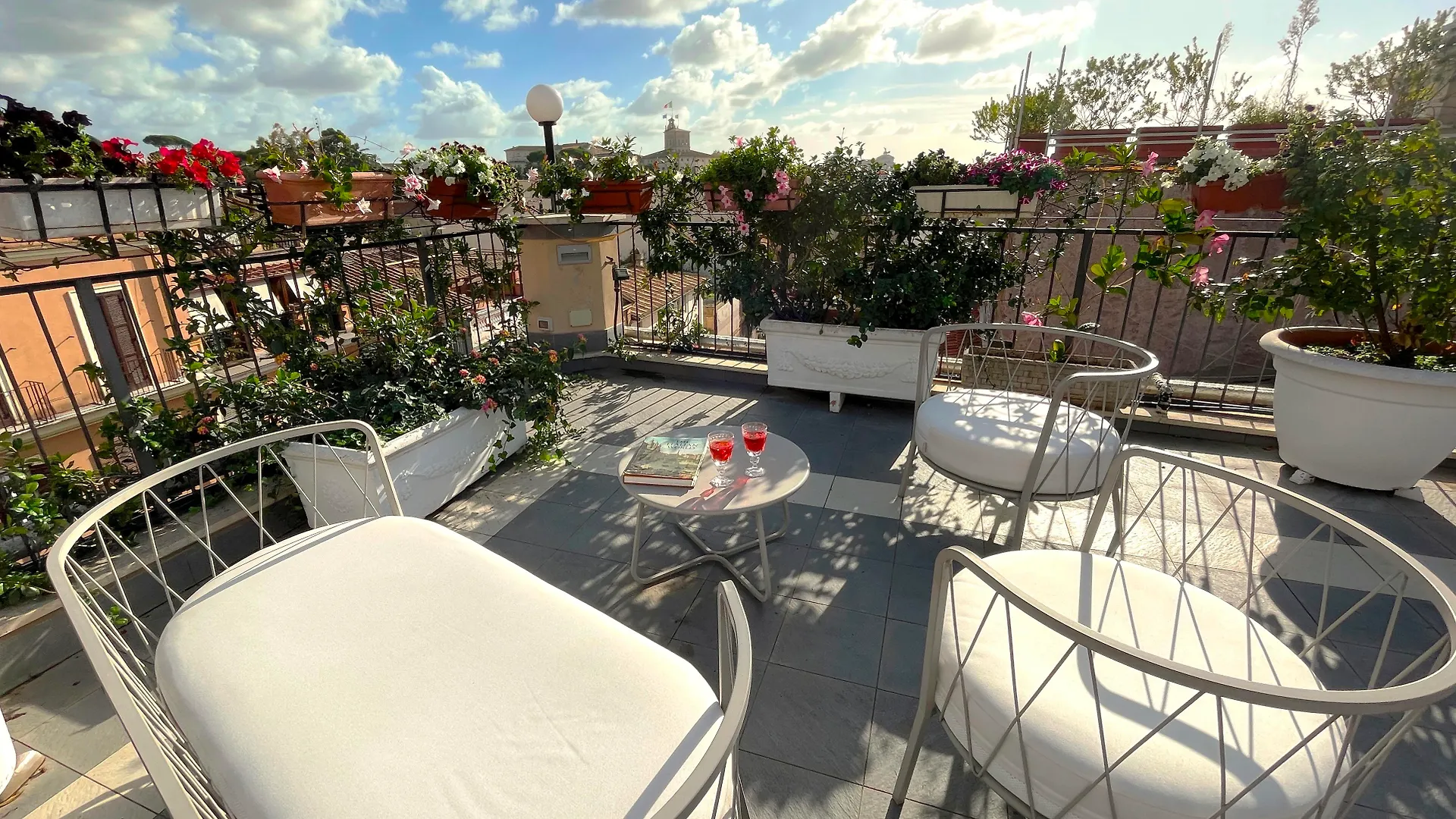 Hotel Cecil Rome 3*,  Italy